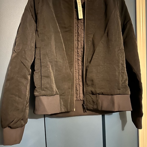 Brown Jacket - Picture 4 of 4